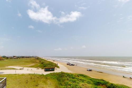 Beach Girl - image 8