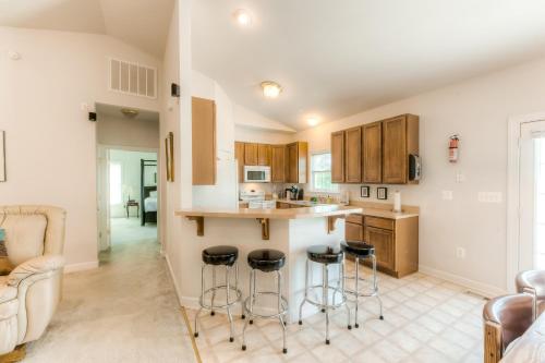 A Home Away in Fredericksburg City Center