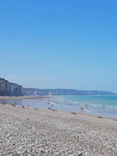 QUAI 65, 3 pièces sur le port, à 250 m de la rue piétonne et de la mer