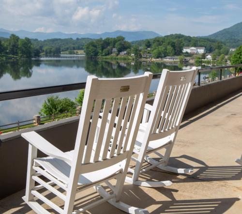 The Terrace Hotel at Lake Junaluska in Lake Junaluska, USA
