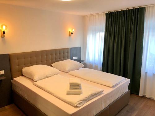 B&B Metzingen - City Apartments - Bed and Breakfast Metzingen