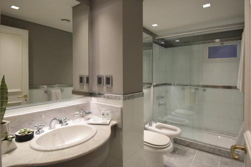 261952281 Windsor Hotel