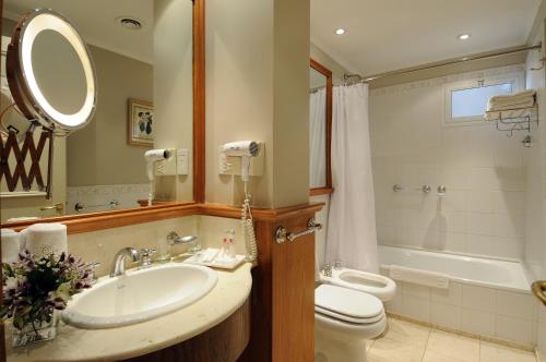 261955024 Windsor Hotel
