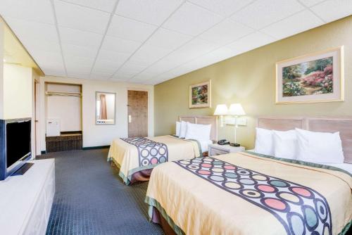 Super 8 by Wyndham Port Clinton in Port Clinton, USA