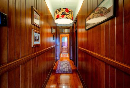 Ulaz, The Village B&B in Springbrook