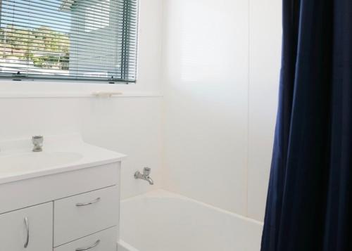 Just There - Waihi Beach Holiday Home