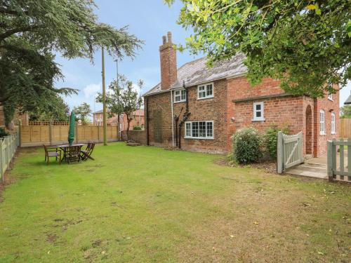 The Cottage - image 3