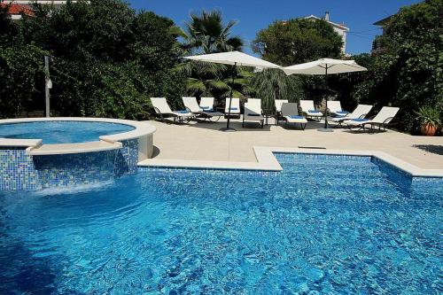  Villa Renipol Adults only in Sutivan