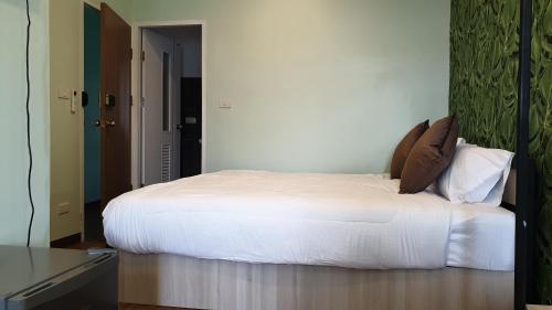Nature Village Hostel – Bangkok, NY