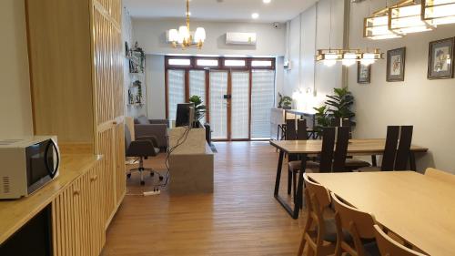 Nature Village Hostel – Bangkok, NY