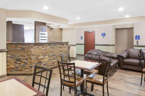 Microtel Inn and Suites - Salisbury