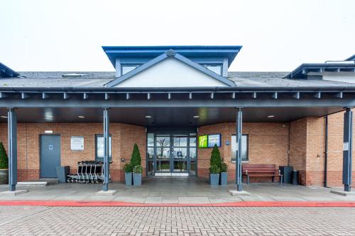 Holiday Inn Express Edinburgh Airport an IHG Hotel - image 14