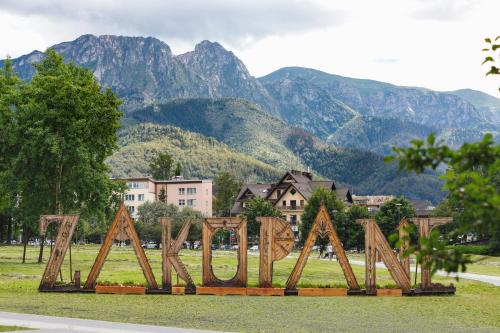 Brzozowa Apartments Zakopane Center by Renters - image 8