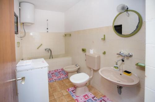 FAMILY HOLIDAYS APARTMENT - image 3