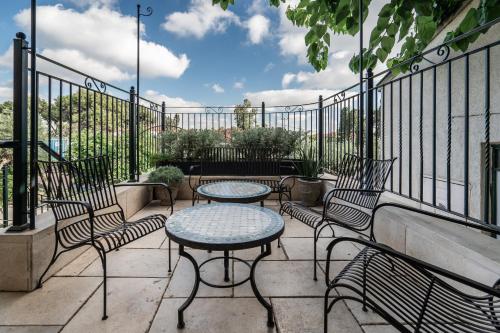 Létesítmények, Zamarin in Zichron Yaakov