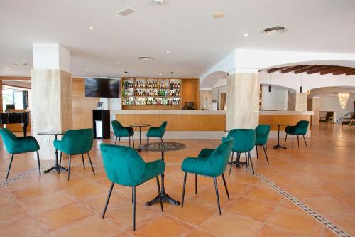 Mon Port Hotel & Spa - image 10