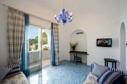 PALAZZO MARZOLI RESORT in 波西塔諾市中心