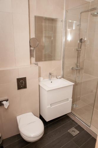 Hotel Astoria - image 2