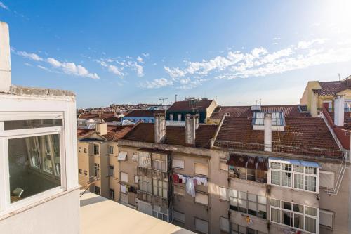 Sunny 1BDR Apartment With Terrace by LovelyStay 5