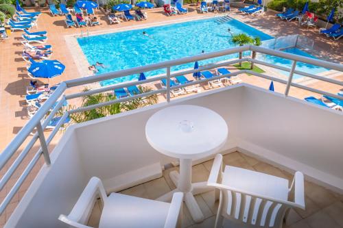 Triple Room with Pool View