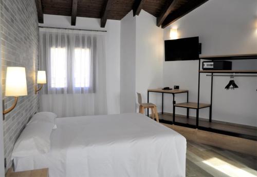 1 double bed