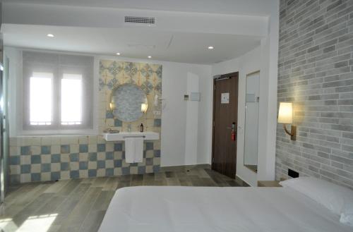 Hostal Restaurante Villa de Brihuega in 布里烏耶加