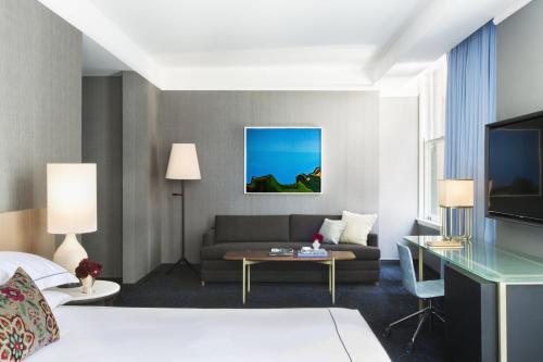 262027848 Kimpton Gray Hotel Chicago by IHG