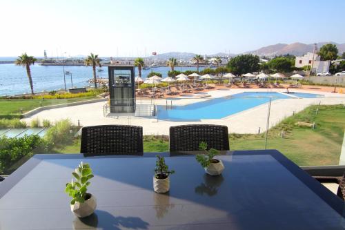 Marina Premium Residences - image 6