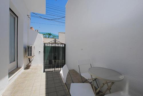 La Platgeta · La Platgeta · Ideal family apartment, with private terrace