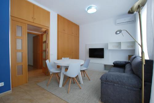 La Platgeta · La Platgeta · Ideal family apartment, with private terrace