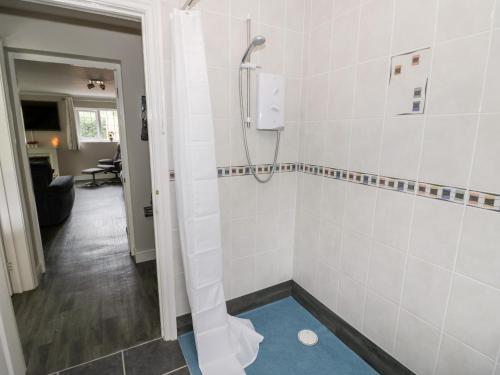 Byefield Lodge - image 5