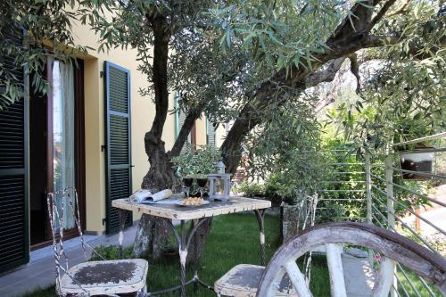 Il RosAle a Celle Ligure Room Type - Large Double or Twin Room Il RosAle a Celle Ligure Room Type - Large Double or Twin Room