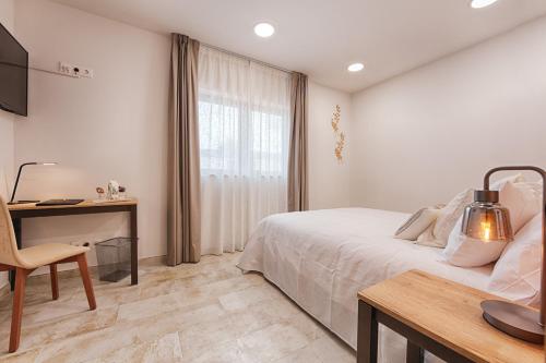 1 double bed