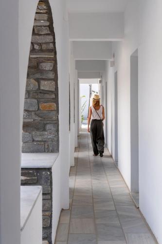 Galinos Hotel - image 11