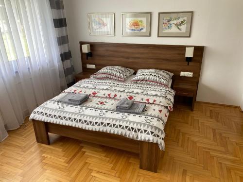 1 queen bed