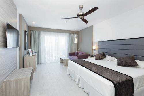 Hotel Riu Palace Tenerife - main image