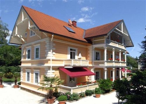  Seevilla Wienerroither in Pörtschach am Wörthersee