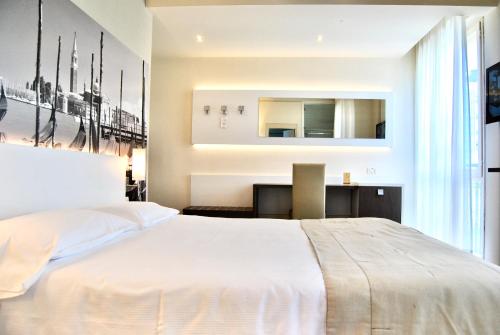 Comfort Double or Twin Room with Balcony