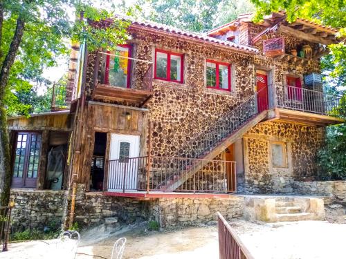 Eco-logis 14pers - Domaine des Loubières gîte à louer Le Bos