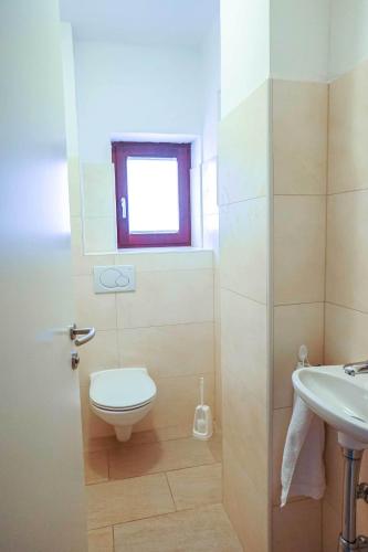 Superior One-Bedroom Apartment