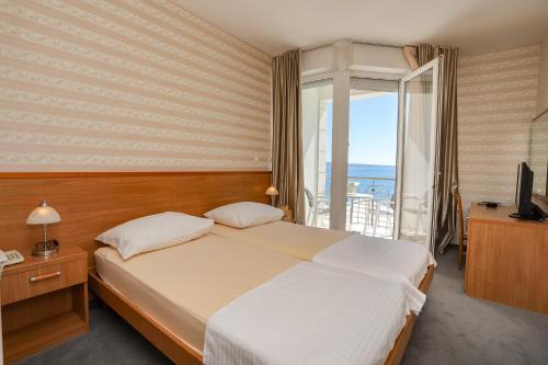 Hotel Neva – Podstrana, MD