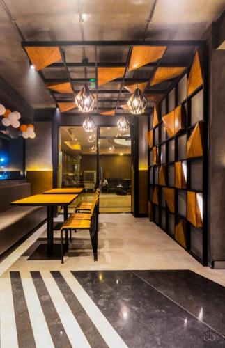 大廳, 皇冠飯店 (Hotel Crown Inn) in 卡拉奇