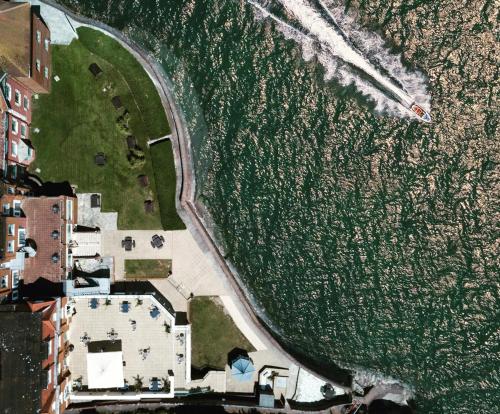 Best Western Livermead Cliff Hotel - image 8