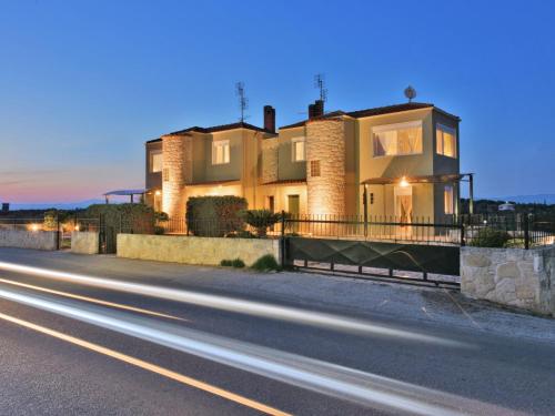 Eleon Maisonettes by TravelPro Services Nea Moudania Halkidiki gîte à louer Dionysíou