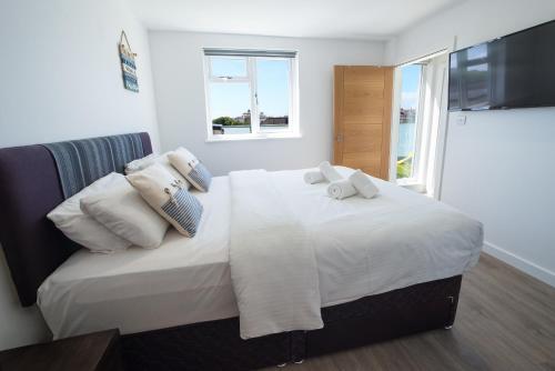 Picture of The Penthouse Apartment With Private Terrace Near The Beach