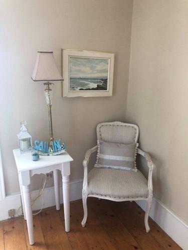 Queen Room with Soaking Tub
