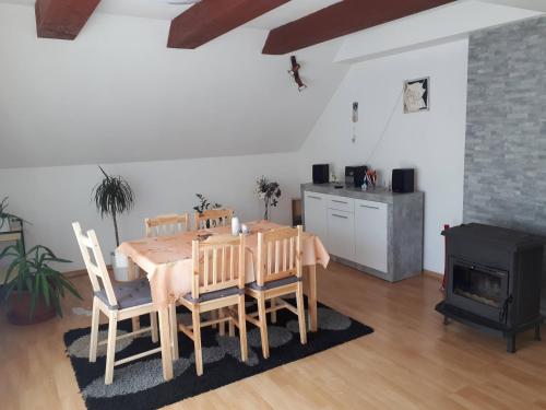 Apartmán Křtiny (Apartman Krtiny) in 克爾迪尼