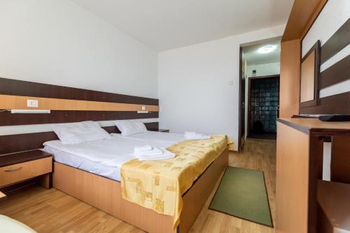Hotel Capitol - image 14