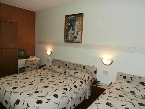 Albergo Junior – Padua, AL