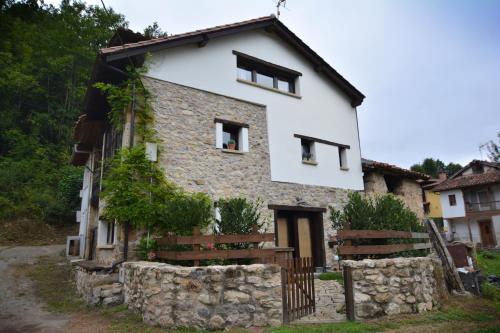 El jardín de los Llaureles - Llano-Con